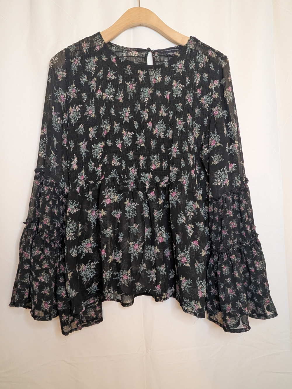 🔴5/$25 Black Floral Long-Sleeve Peasant Blouse